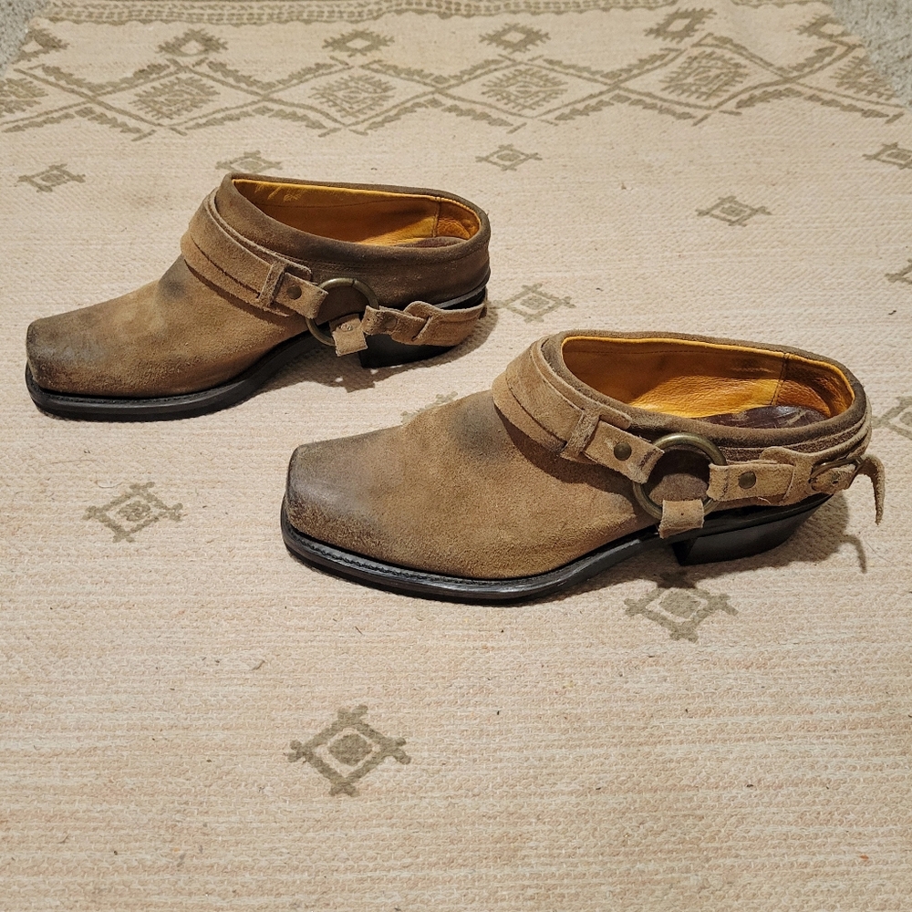 Frye Tan Leather Mules with Buckle Detail - Picture 4 of 8